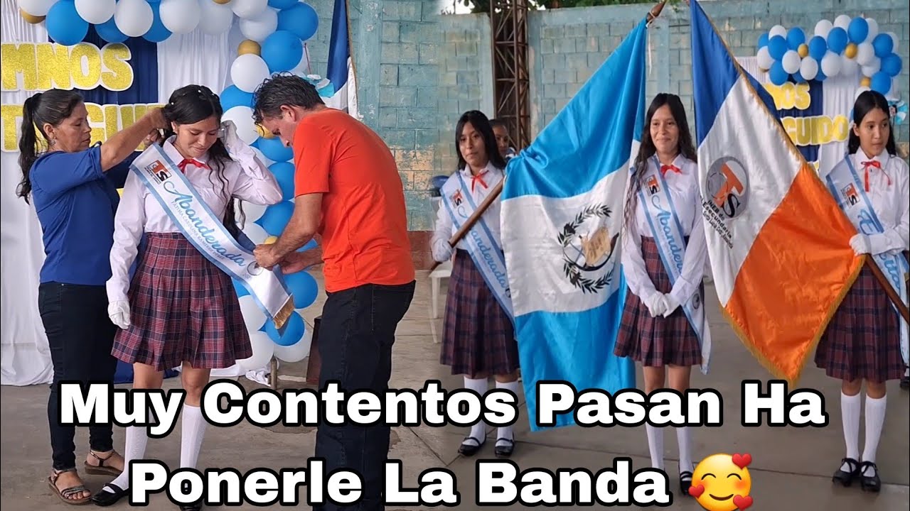 🚨 Fatima Con Sus Buenas Calificaciones Sale Abanderada Y Sorprende Ha La Familia 😱