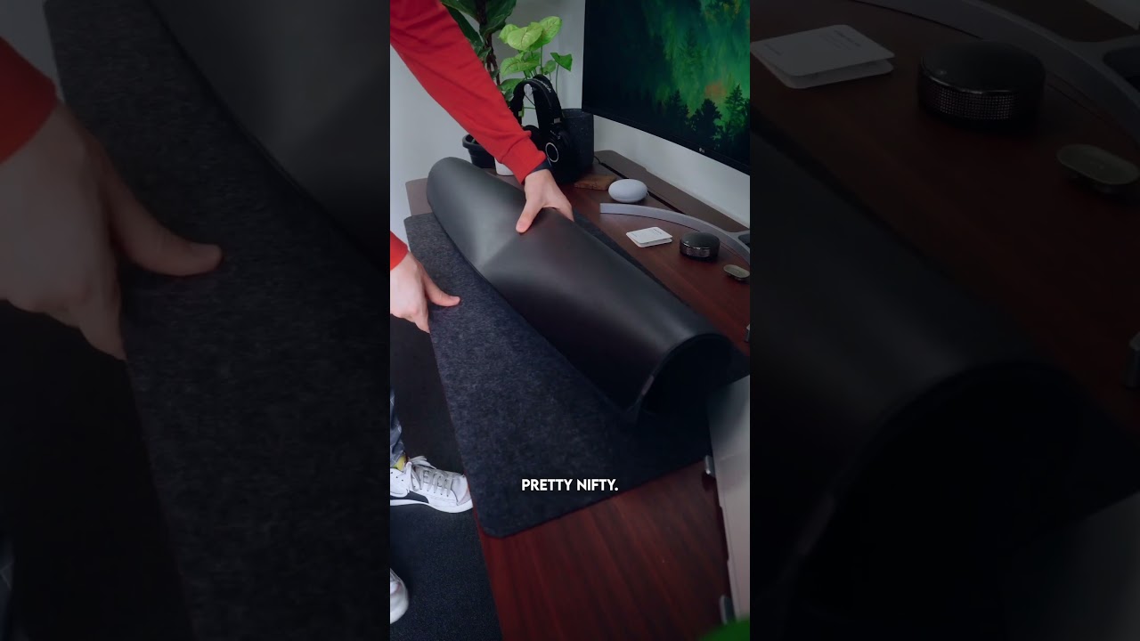 Распаковка настольного коврика Orbitkey