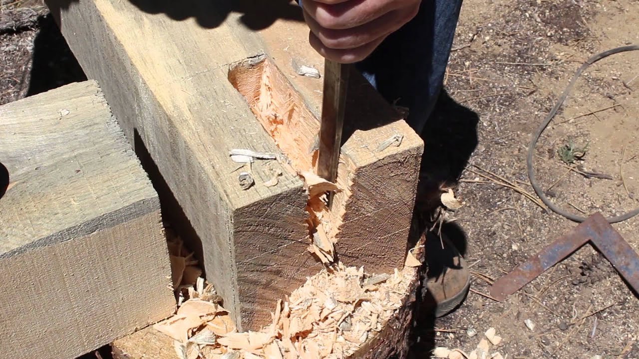 Timber Framing an Outside Kitchen  pt 1   Country Living