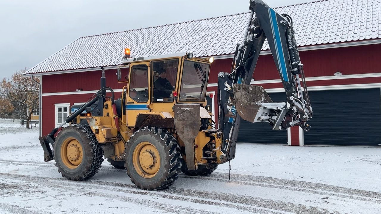 Köp Grävlastare Volvo BM 6300 på Klaravik