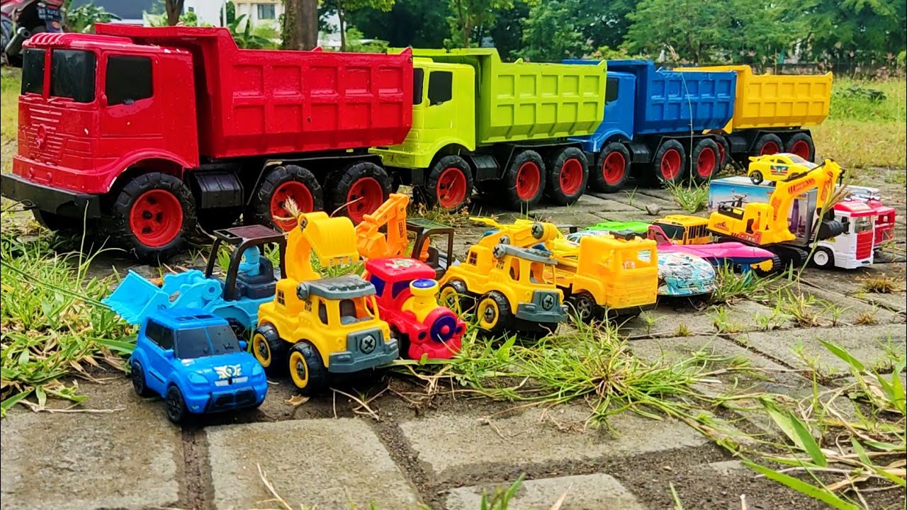 Mobil Truk Tronton Panjang Penuh Mobil Mobilan, Excavator, Tayo, Mobil Balap, Truk Oleng, Truk Molen