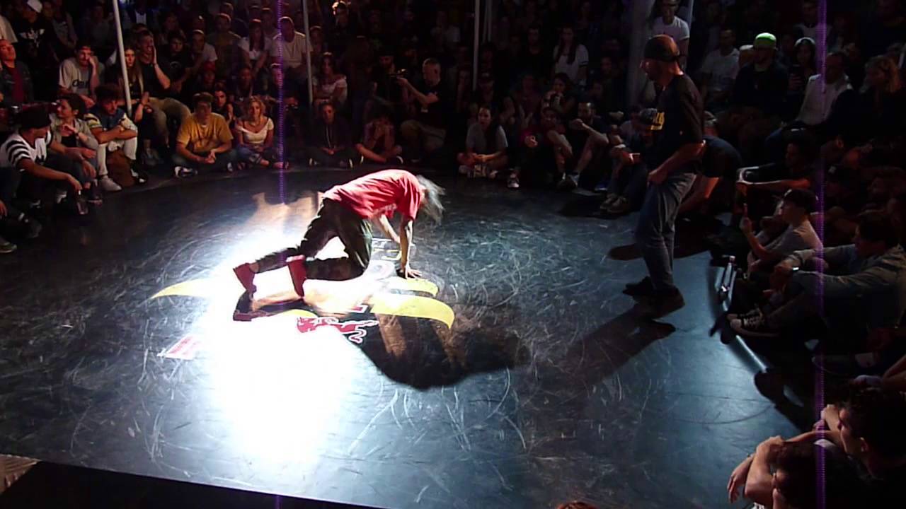 Quarti di finale @redbull Bc One Italy 2016 Mowgly (Marittima Funk) vs Yaio (Ormus Force)