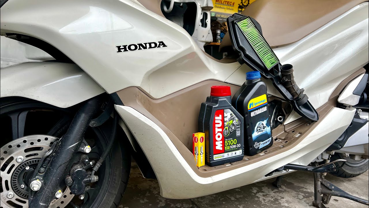 Revisão da PCX em Casa, Óleo do Motor, Vela, Filtro e Óleo do CVT