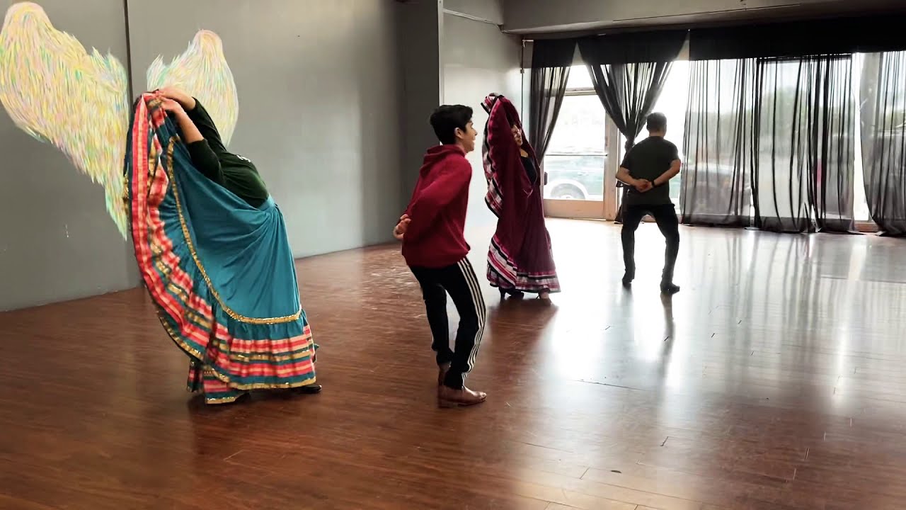 Ballet Folklorico Los Angelitos Rehearsal - El Gavilán