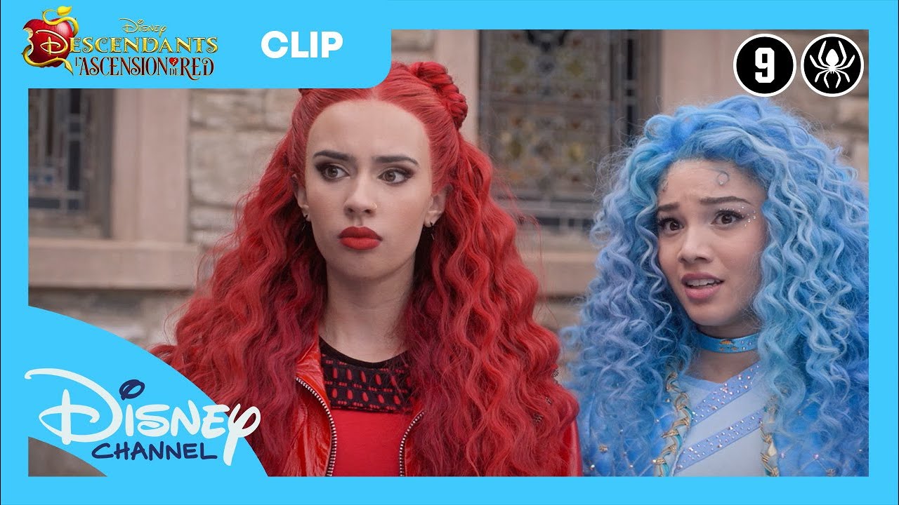 Descendants | Plumes de Flamant Rose | Disney Channel BE
