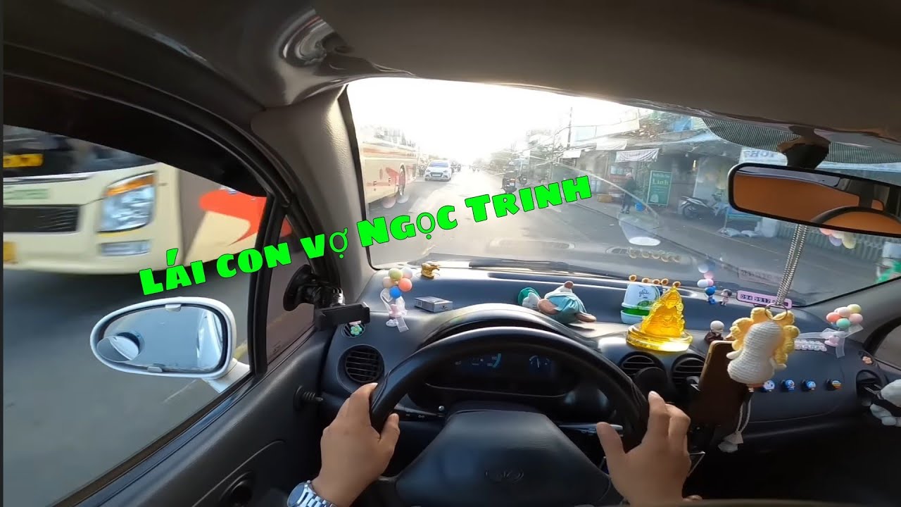 Lần đầu lái con vợ nhỏ đi xa đống phạt nguội ?