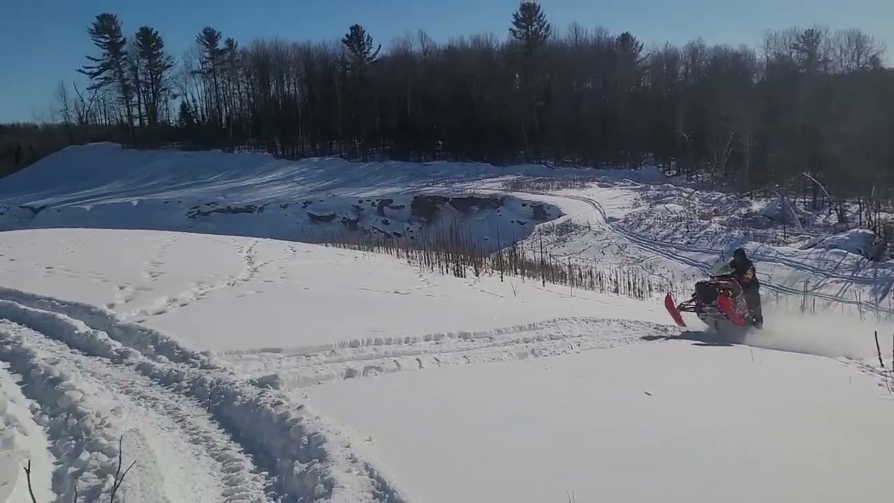 Polaris axys pro s 800