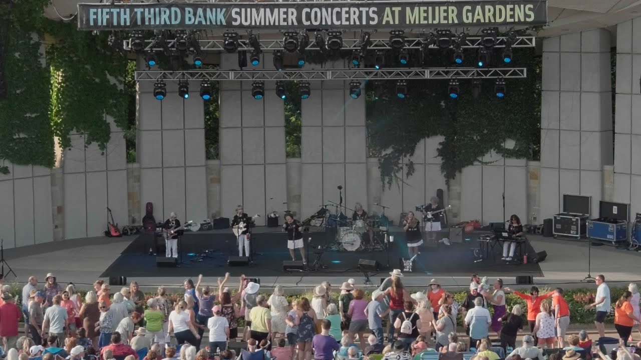The 6 Pak - Meijer Gardens -July 2023 - Set 1