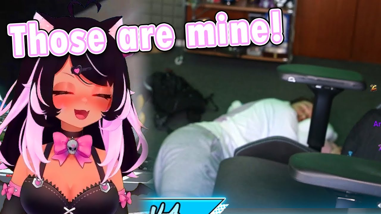 Connor Sleeps on Ironmouse's Cinnamorolls