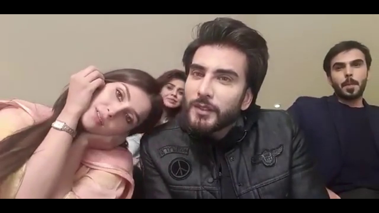 Imran abbas Naqvi and Ayeza Khan at KOI CHAND RAKH MERI SHAM PER set