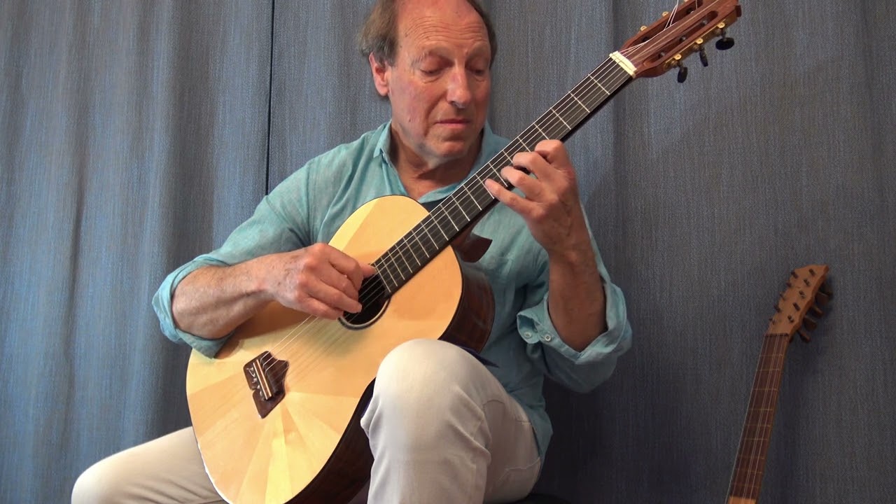 Massimo Agostinelli plays Dionisis Sabaziotis: Habanera romantica