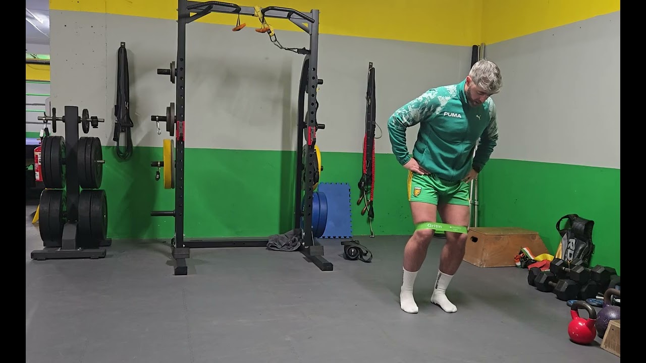 Glute Max (Activation with Band)