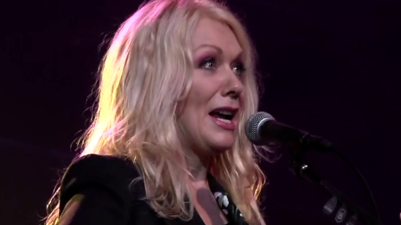 Nancy Wilson of Heart with Roadcase Royale - 