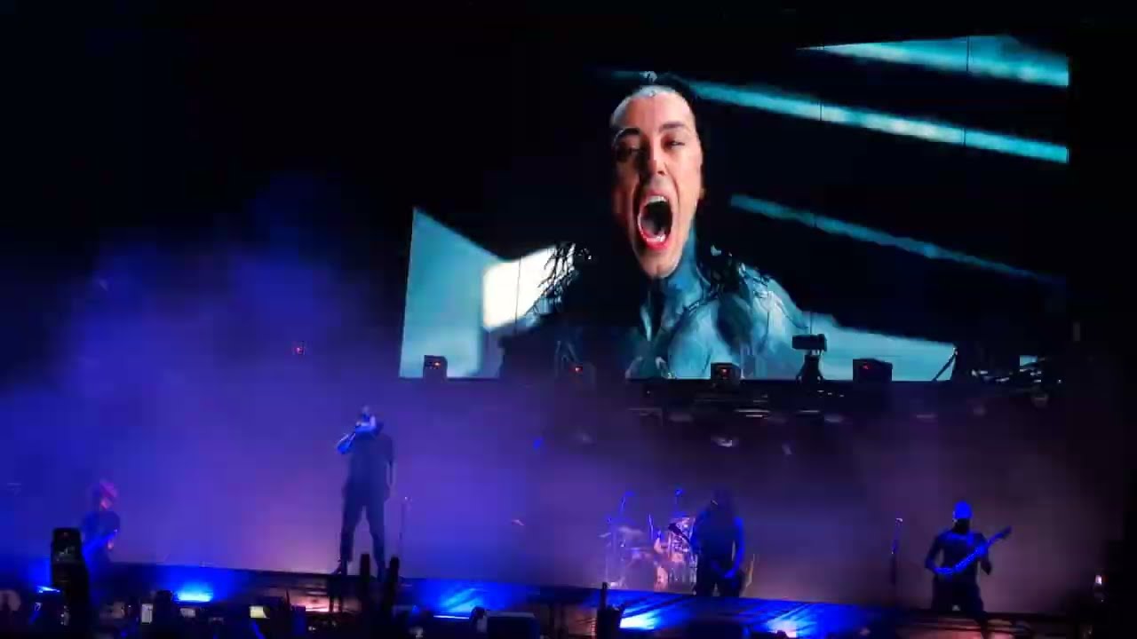 Falling in Reverse - 