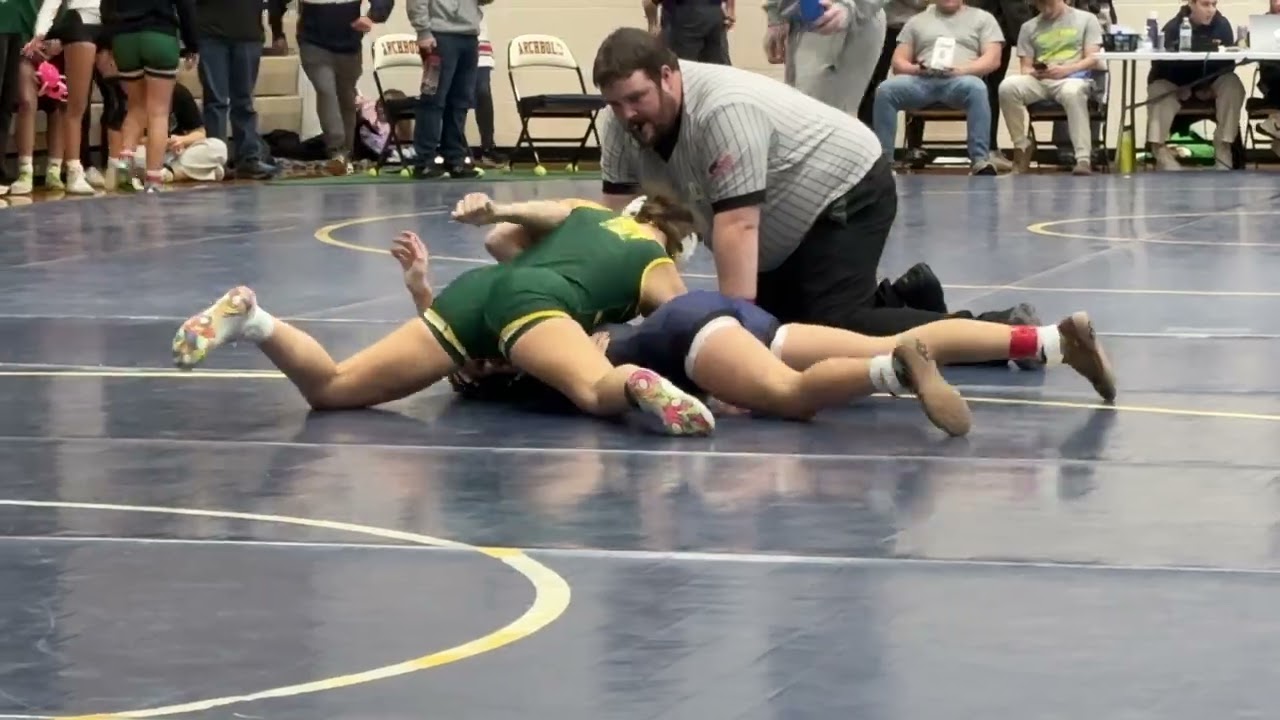 Bluestreak Brawl - 110lb Carey; DeAmicis