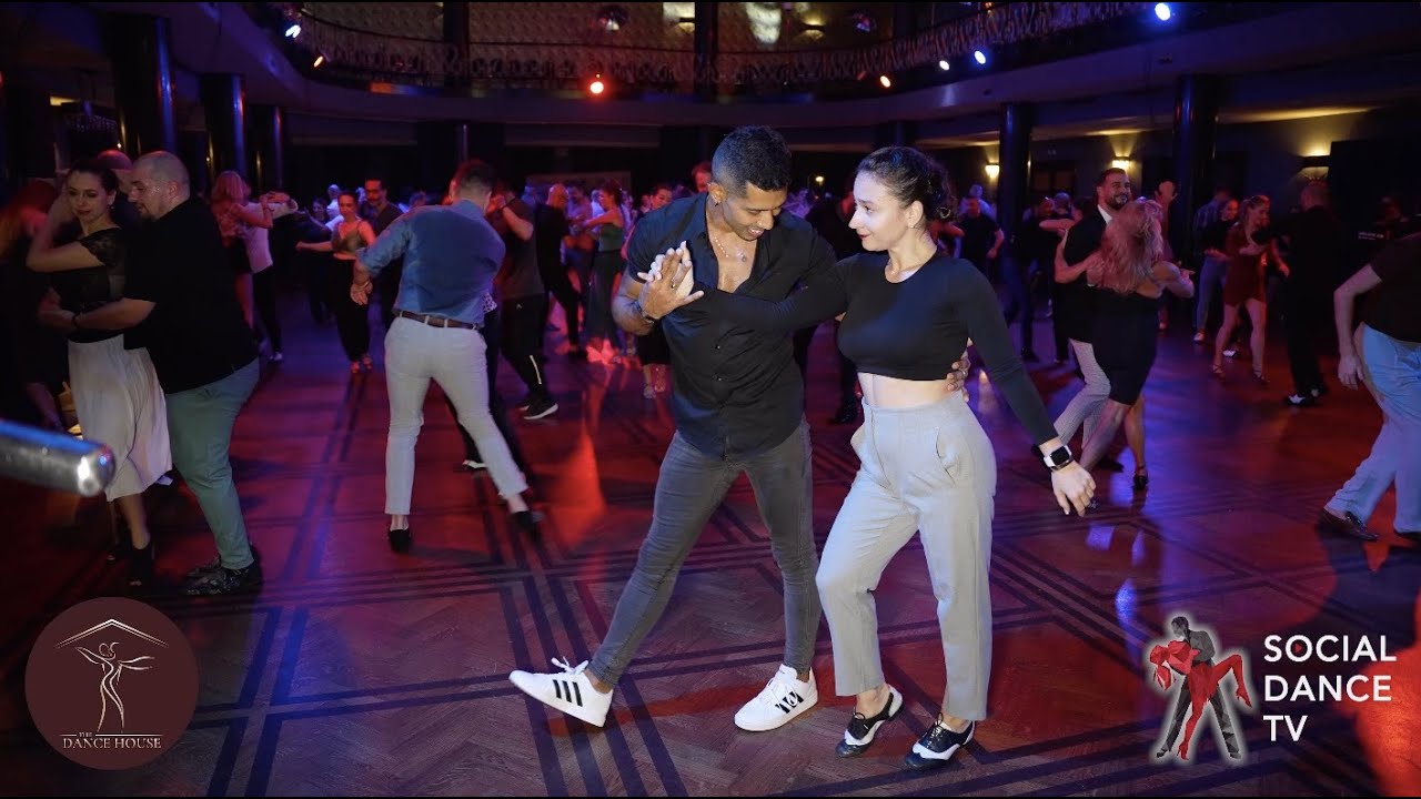 Social Dancing Plata & Cristina #back2mambo Prague