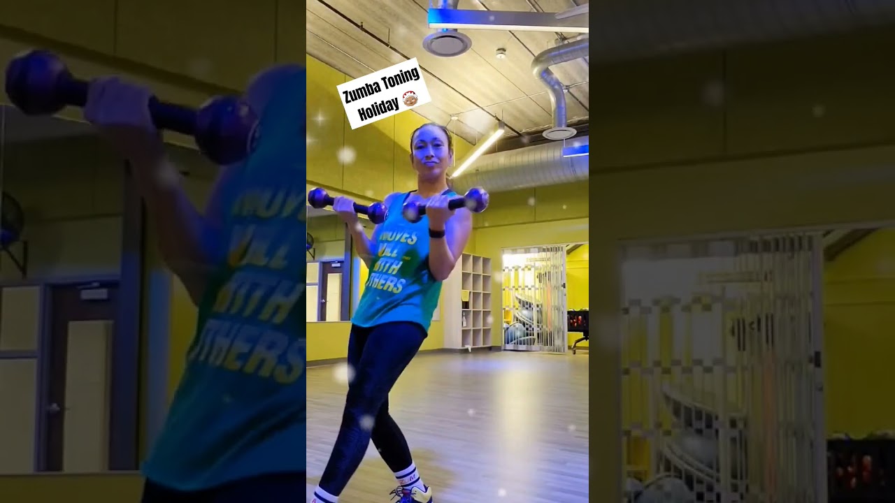 Full choreo in my channel #zumbatoning #zumbainstructor #zumbaholiday #letitsnow