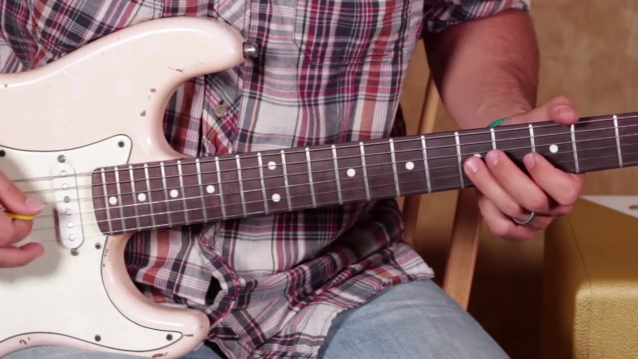 Must Know Pentatonic Licks (Taught By Brett Papastache Papa)