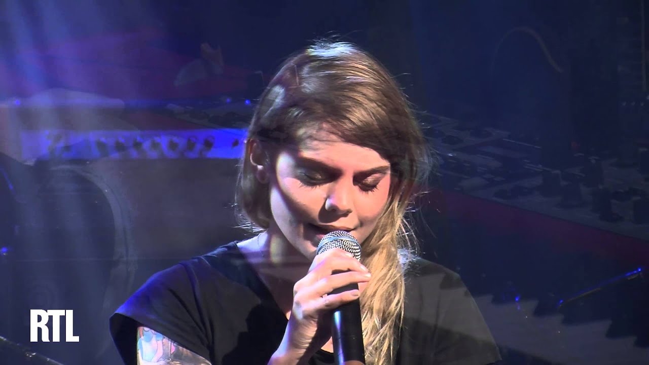 Coeur de Pirate - Mistral Gagnant en live dans le Grand Studio RTL - RTL - RTL