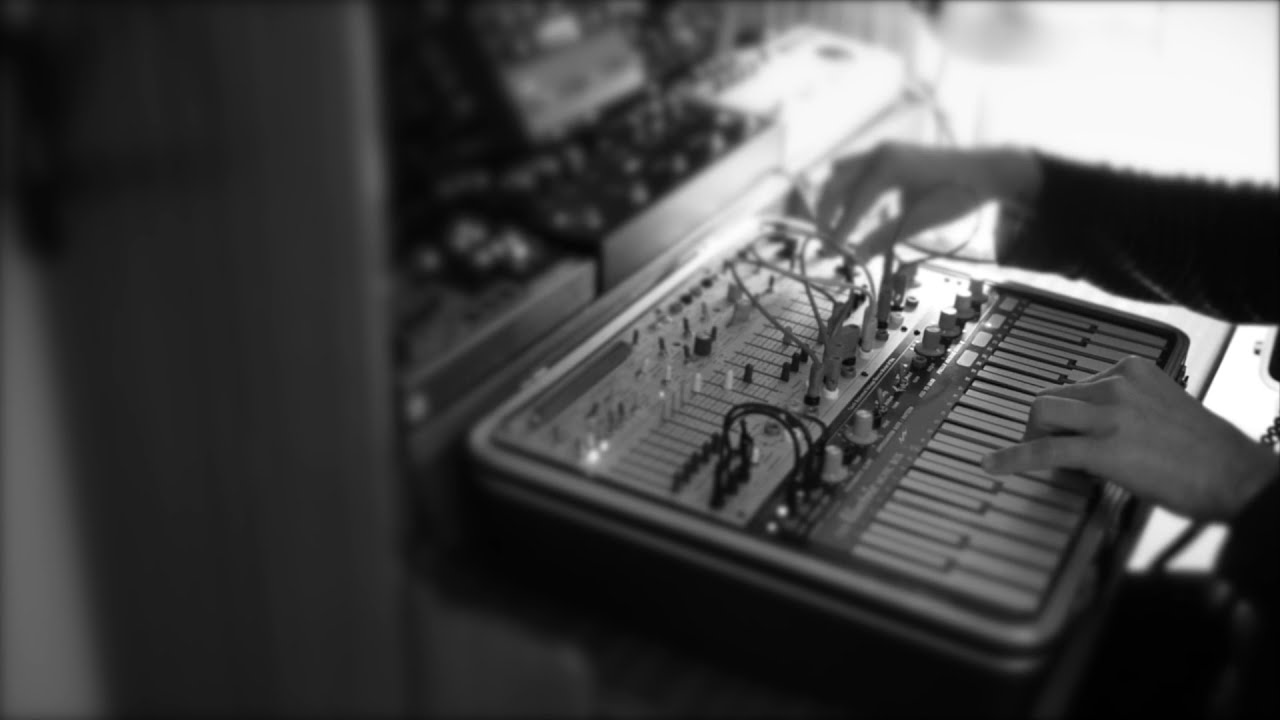 Buchla Music Easel / looper improvisation / performance