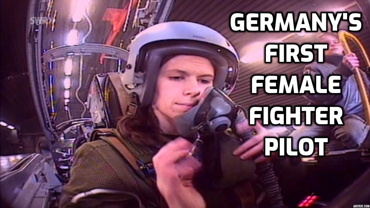 Erste Frau Kampfpilotin: Im Jet-Cockpit Der Bundeswehr Luftwaffe [1st German Female Fighter pilot]
