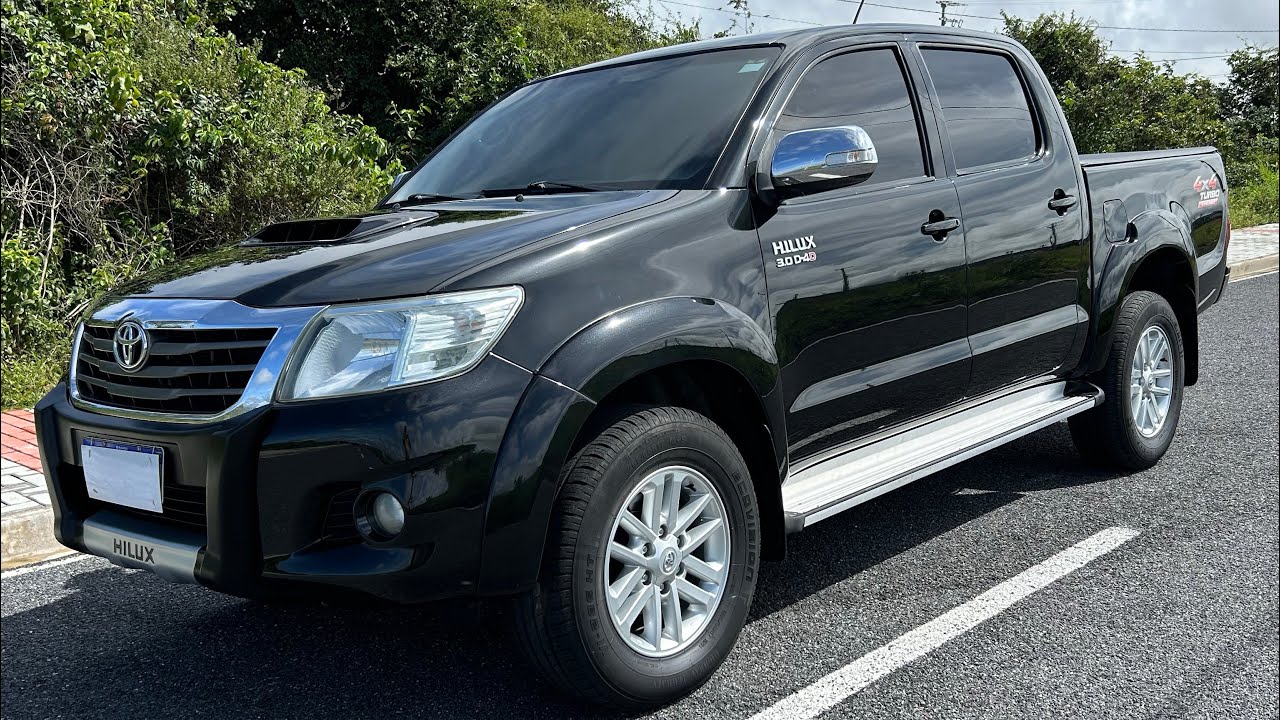 HILUX CD SRV DIESEL 4x4 2014 C/ CONTROLE DE ESTABILIDADE E RODA 17 AUTOMÁTICA