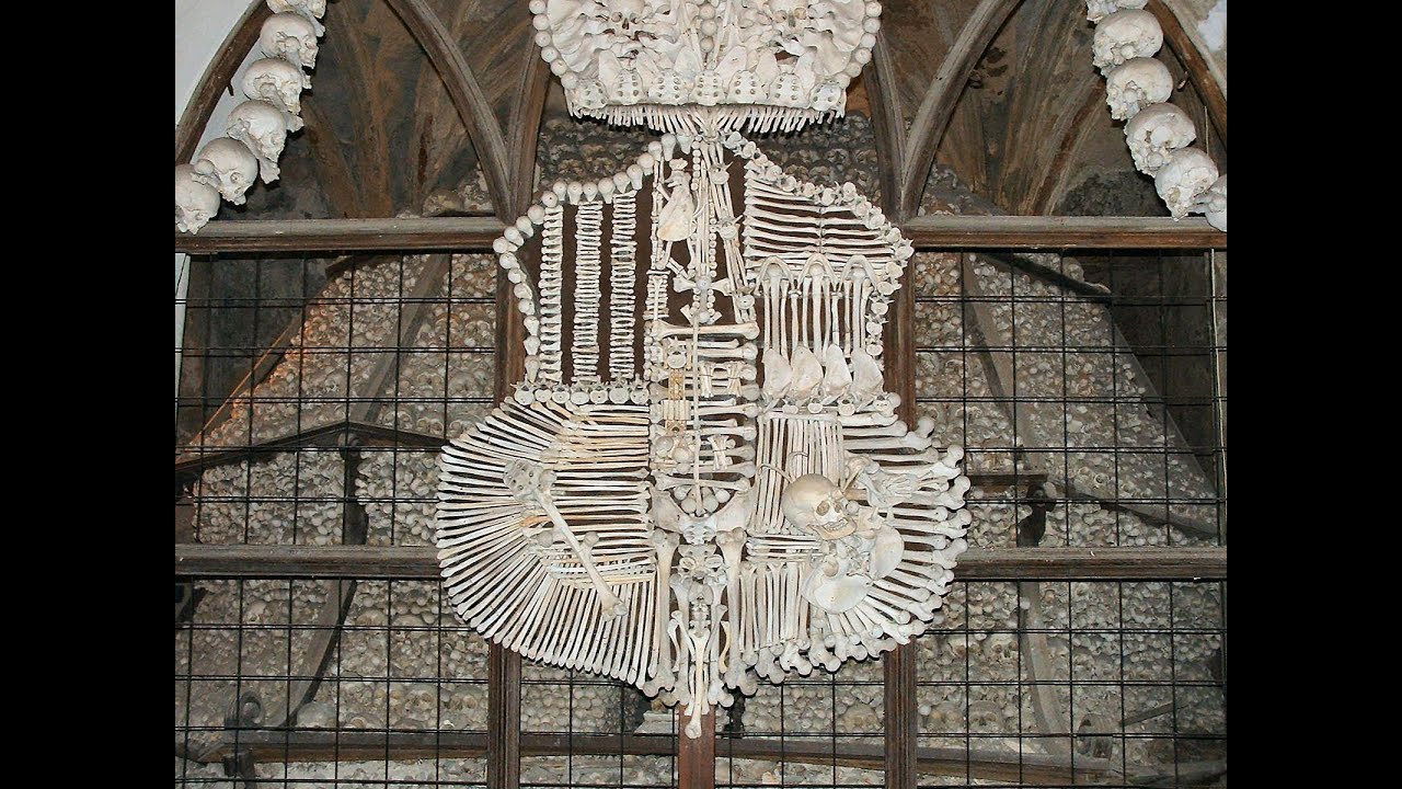 Tom's Travels: Sedlec Ossuary - Kutna Hora, Czech Republic