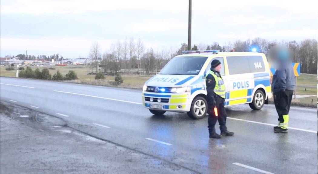 Påkörd brandman har avlidit