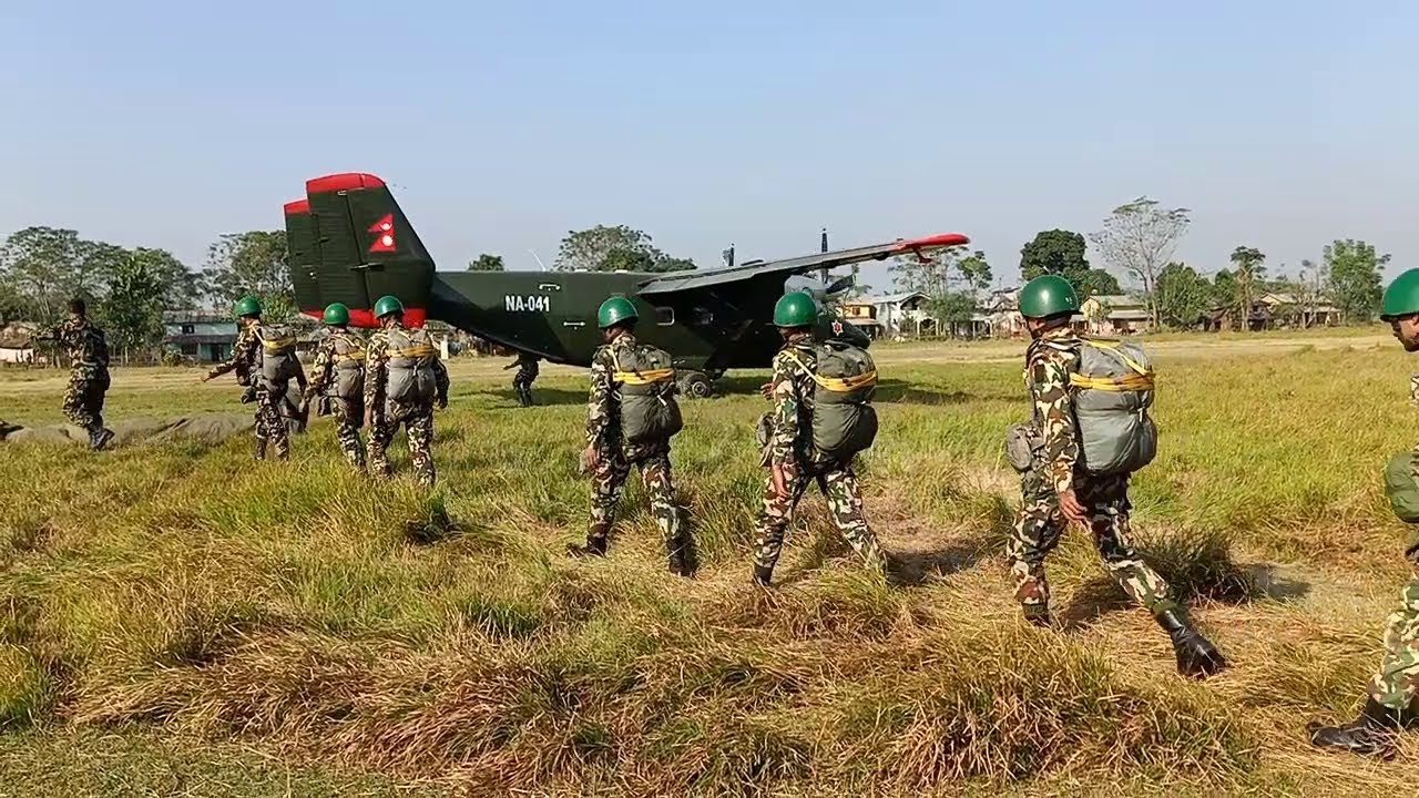 Parachute jump by Nepalese Army!Meghauli, Chitwan