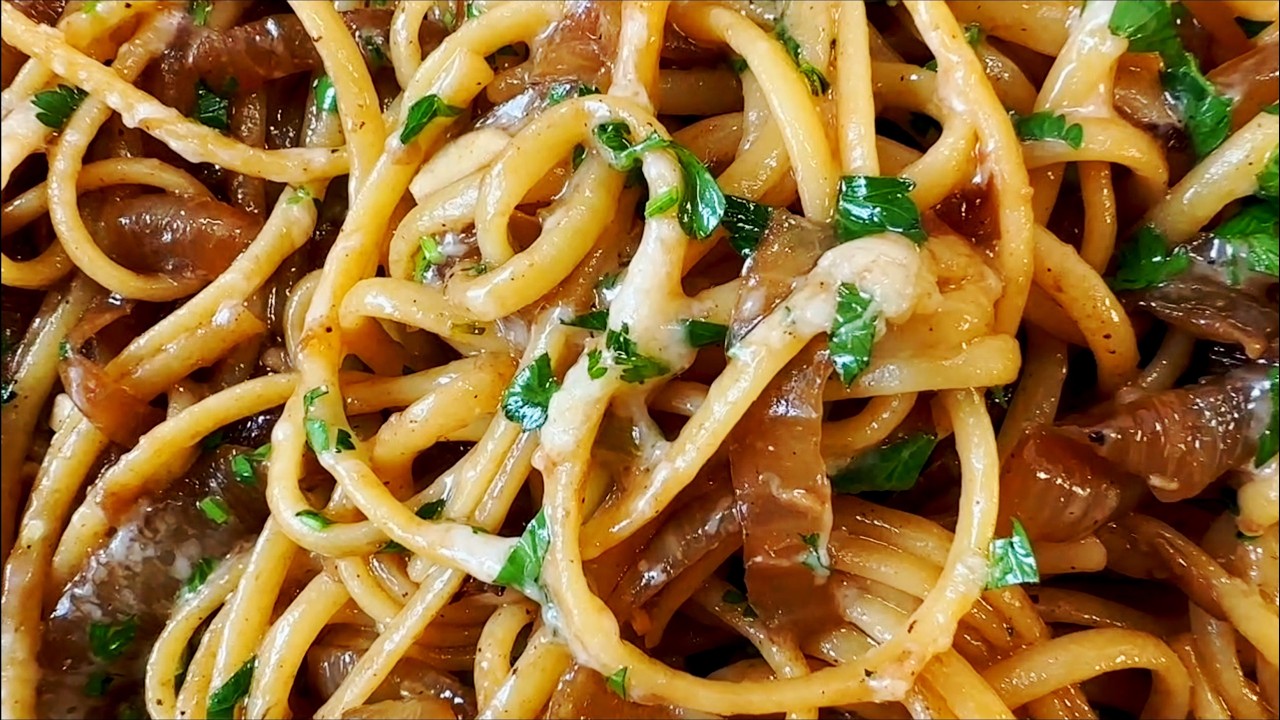 One Person. One Onion. One Pasta.