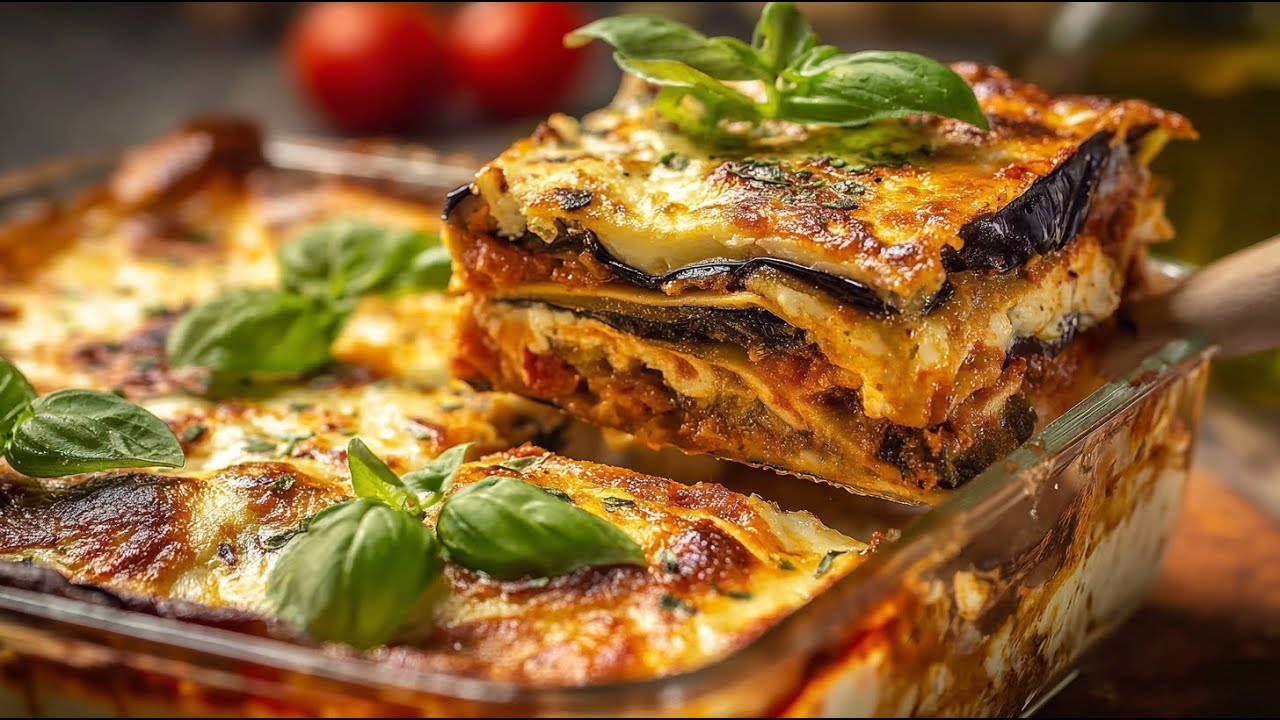 Я бы ела это блюдо из баклажанов каждый день! Простой, недорогой и вкусный рецепт!