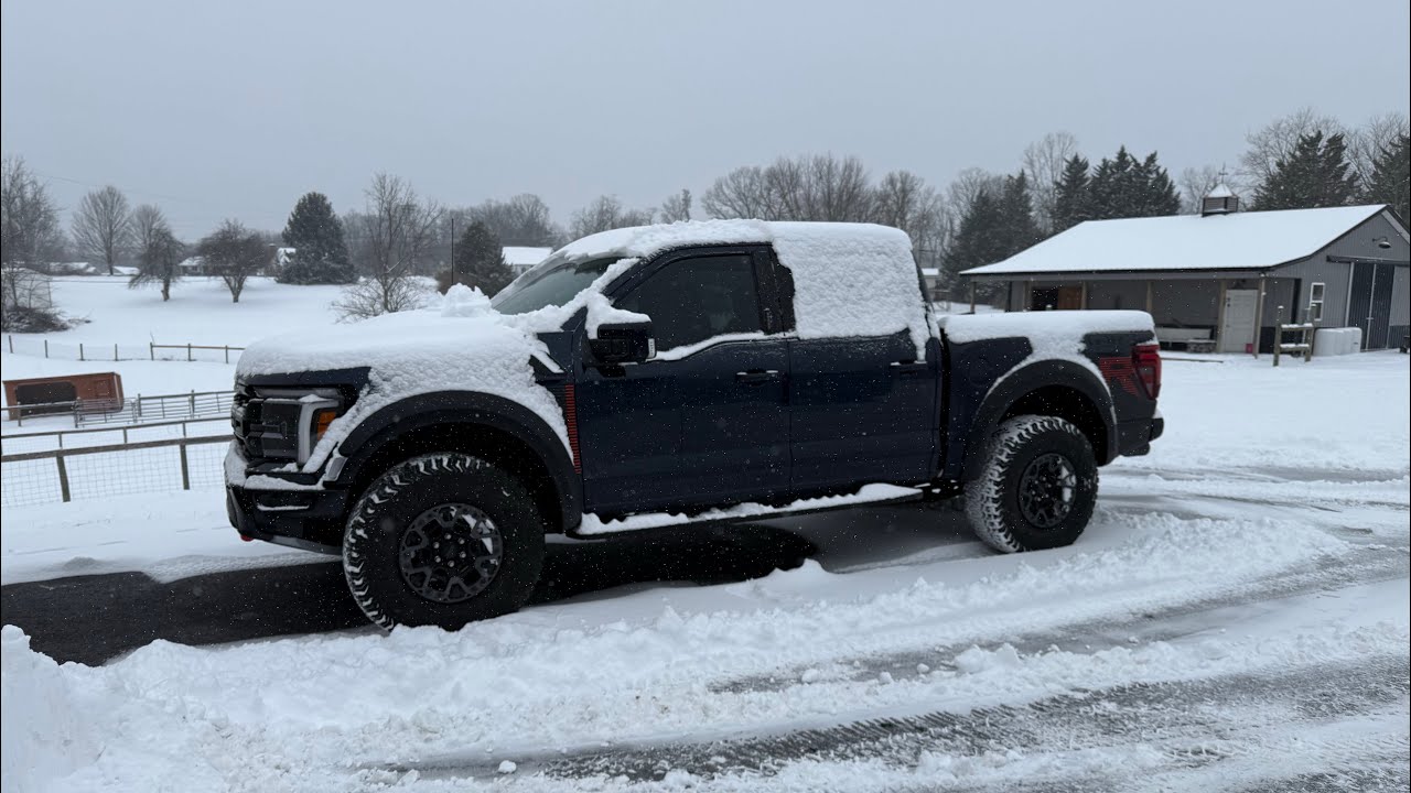 How does a 2024 Ford Raptor R do in the Snow?