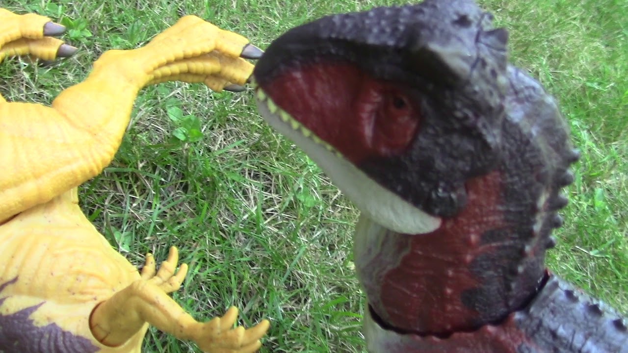 Cryolophosaurus vs Carnotaurus