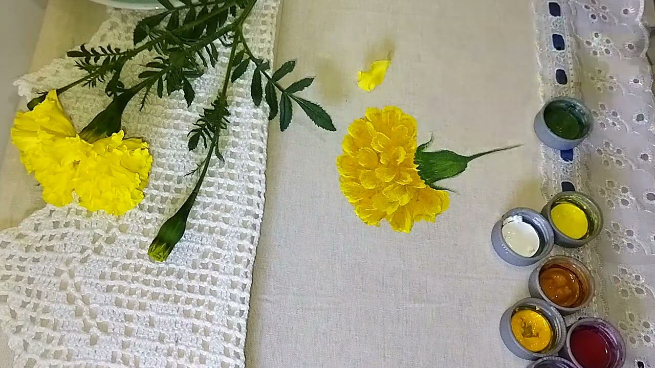 #DicadaSemana - Aprenda a Pintar em Tecido a Flor Cravo