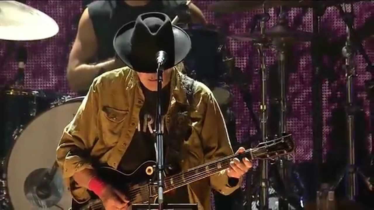 Neil Young + Promise of the Real - Big Box (Live at Farm Aid 30)