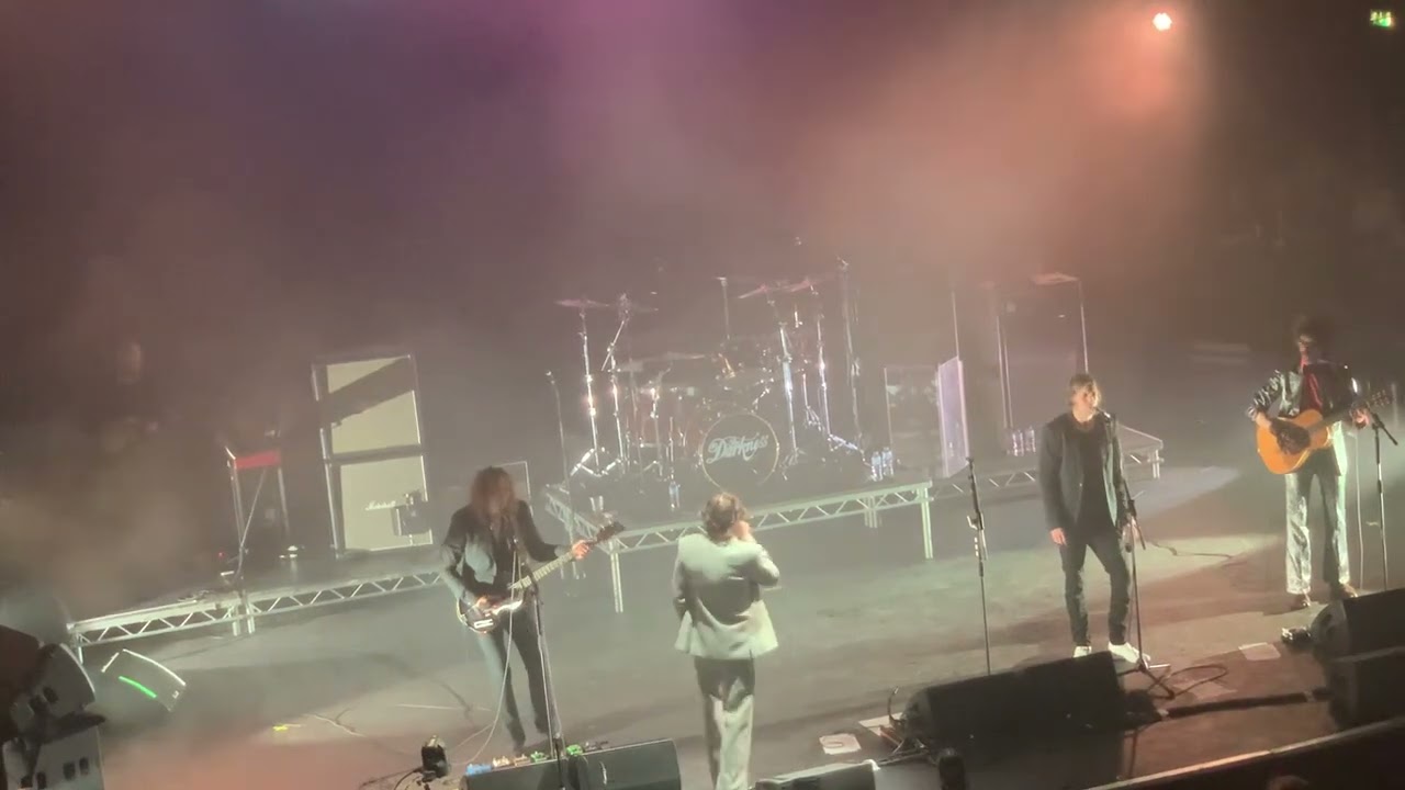 THE DARKNESS ‘I HATE MYSELF’ | MANCHESTER APOLLO