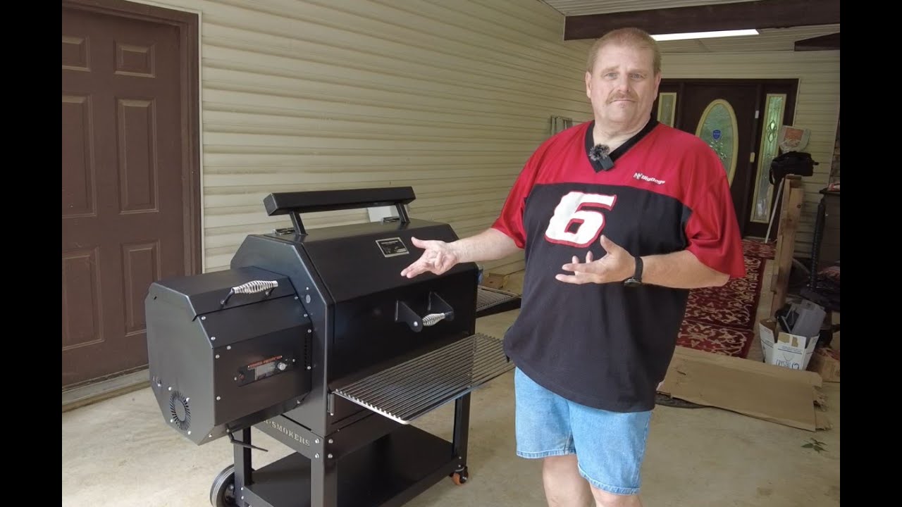 Yoder Smoker YS640s Unboxing