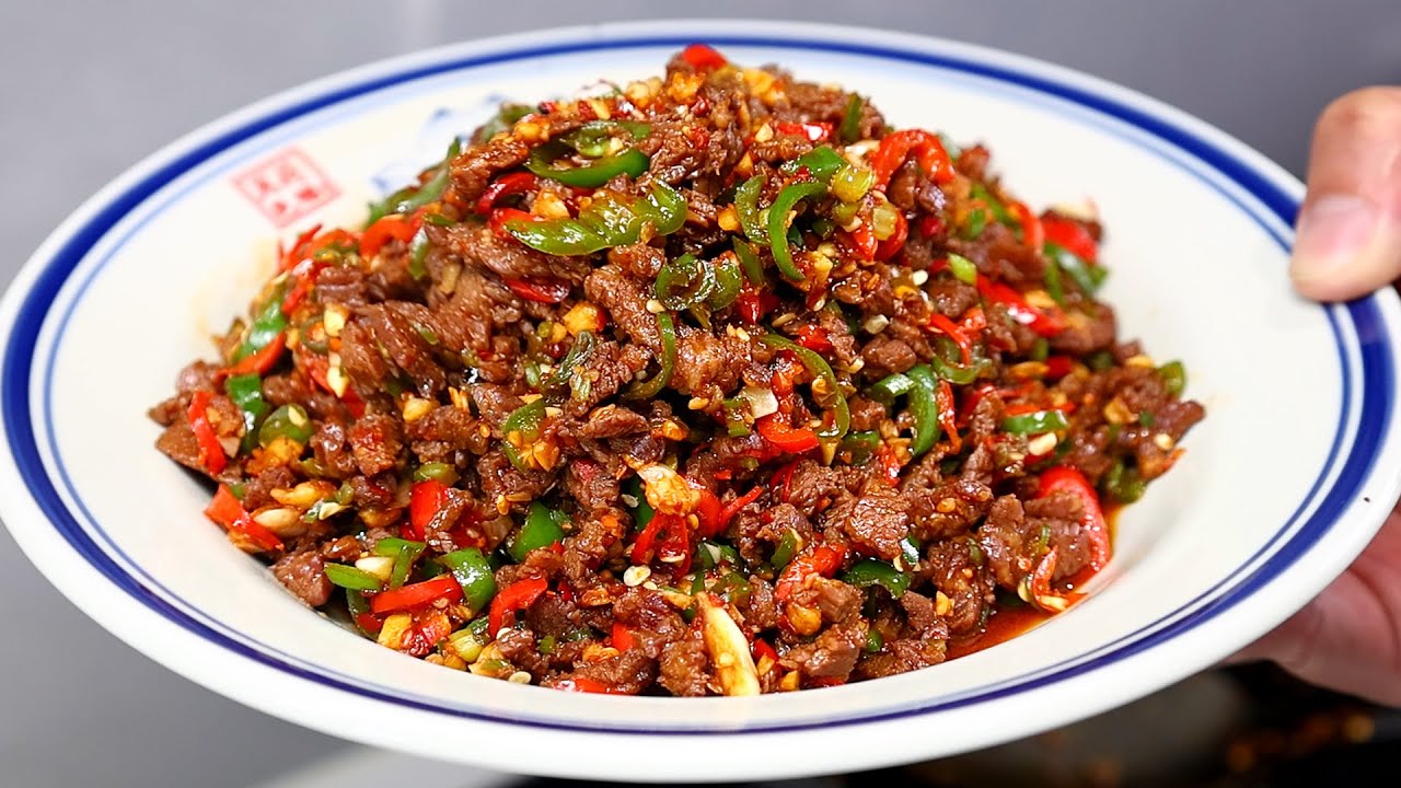 碰到这碗碎椒牛肉，谁还能说没食欲呢！