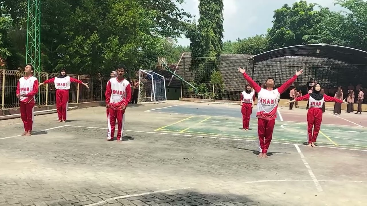 Video Pembelajaran Materi Pencak Silat dengan Iringan Musik .