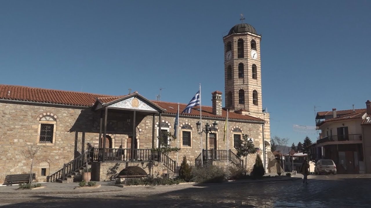 Η ανάπλαση της πλατείας στην Αρναία Χαλκιδικής