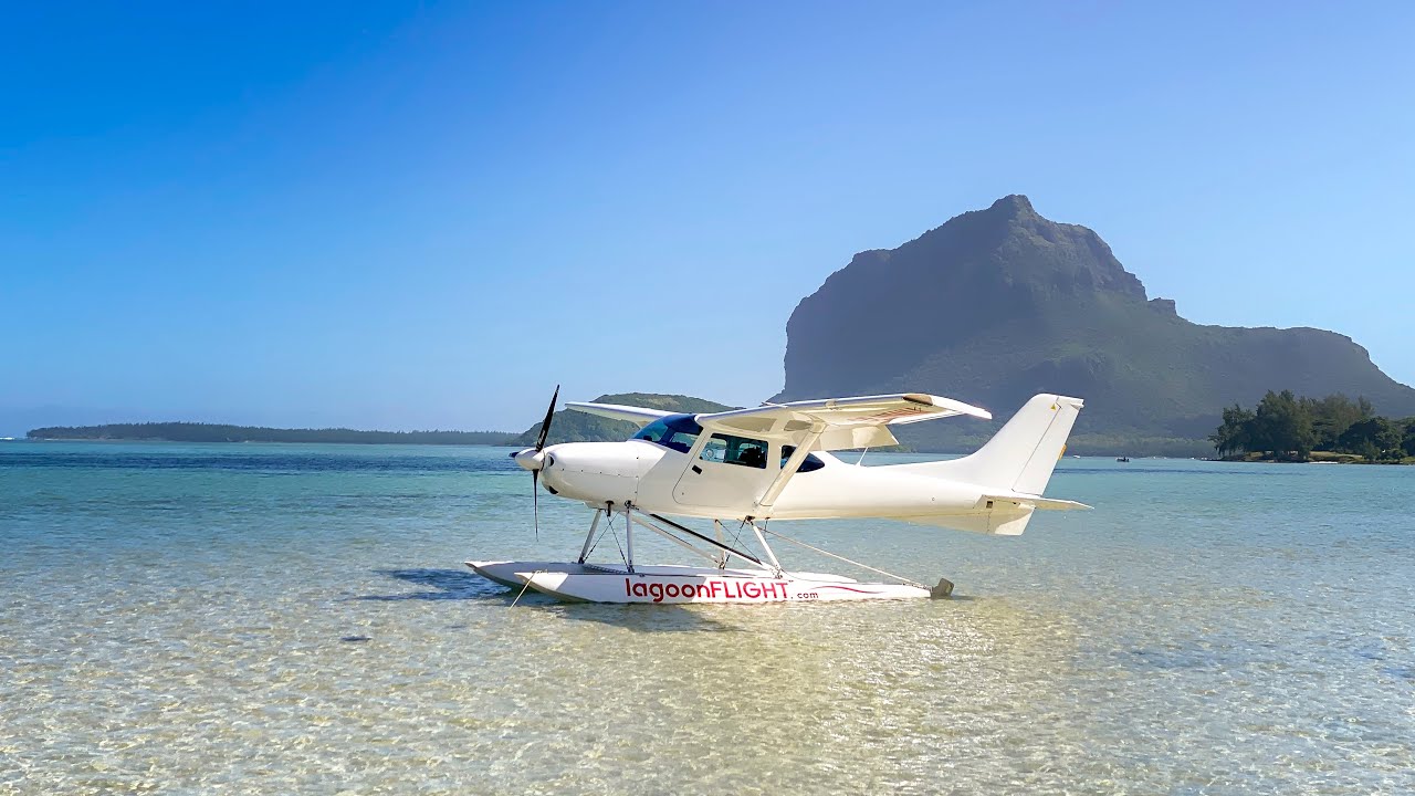 Lagoon Flight&rsquo;s Seaplanes Flying and Landing at La Prairie Beach | 18 May 2023 | 4K 60fps