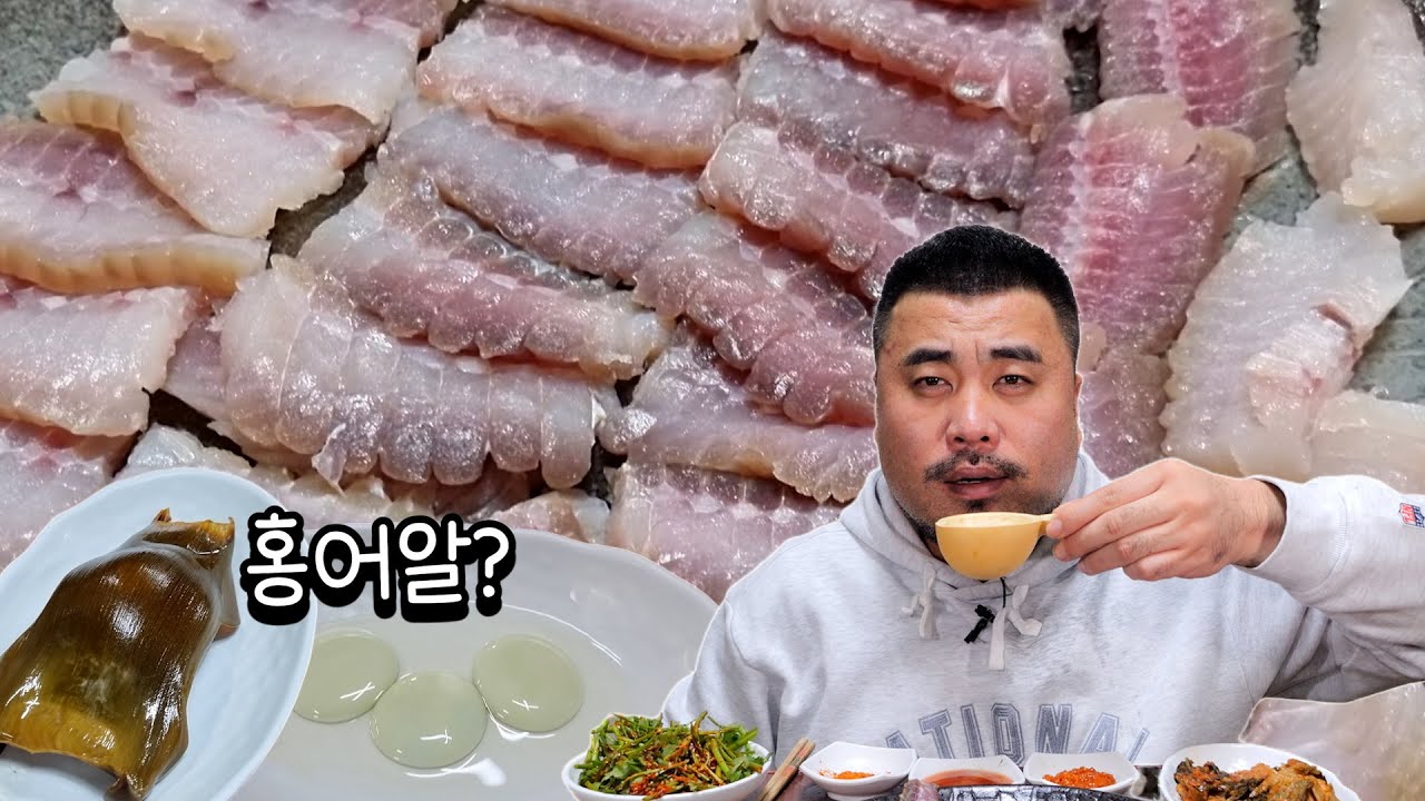 Это мой первый опыт употребления ферментированной икры ската!! Стаканчик макколи с сашими из ферм...