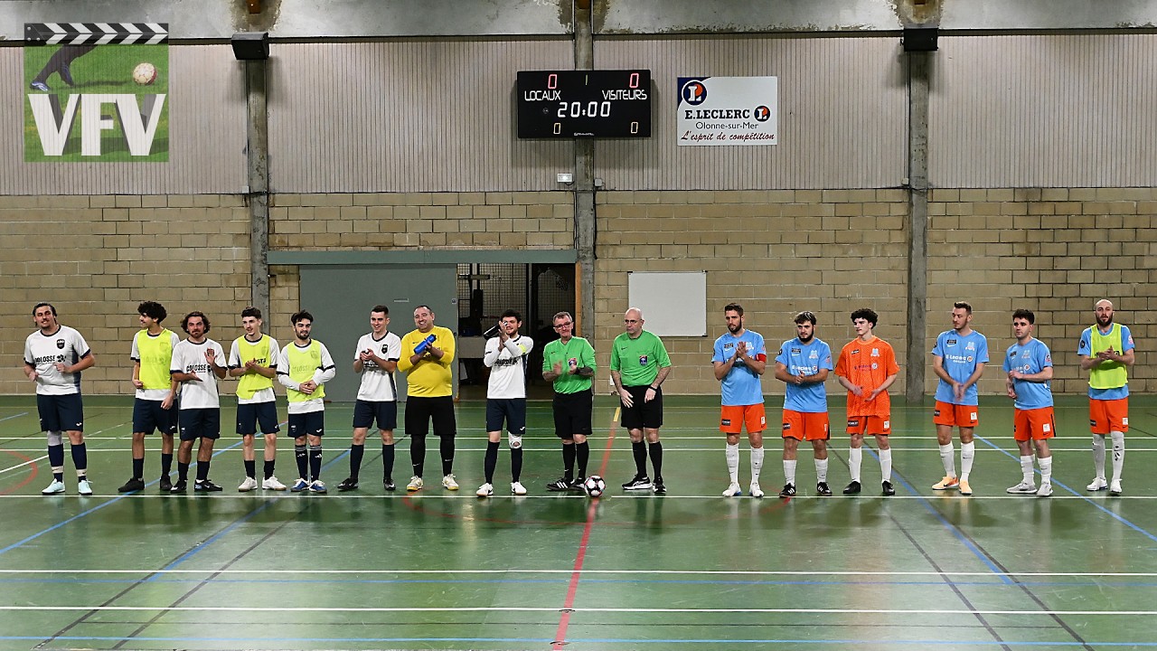 LES SABLES 8 à 11 SALLERTAINE en D1 Futsal