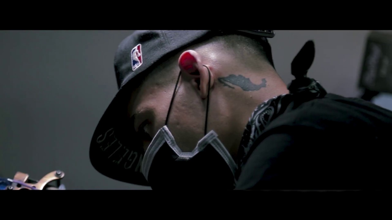 Dharius - Sesion de tatuaje x Buster (3)