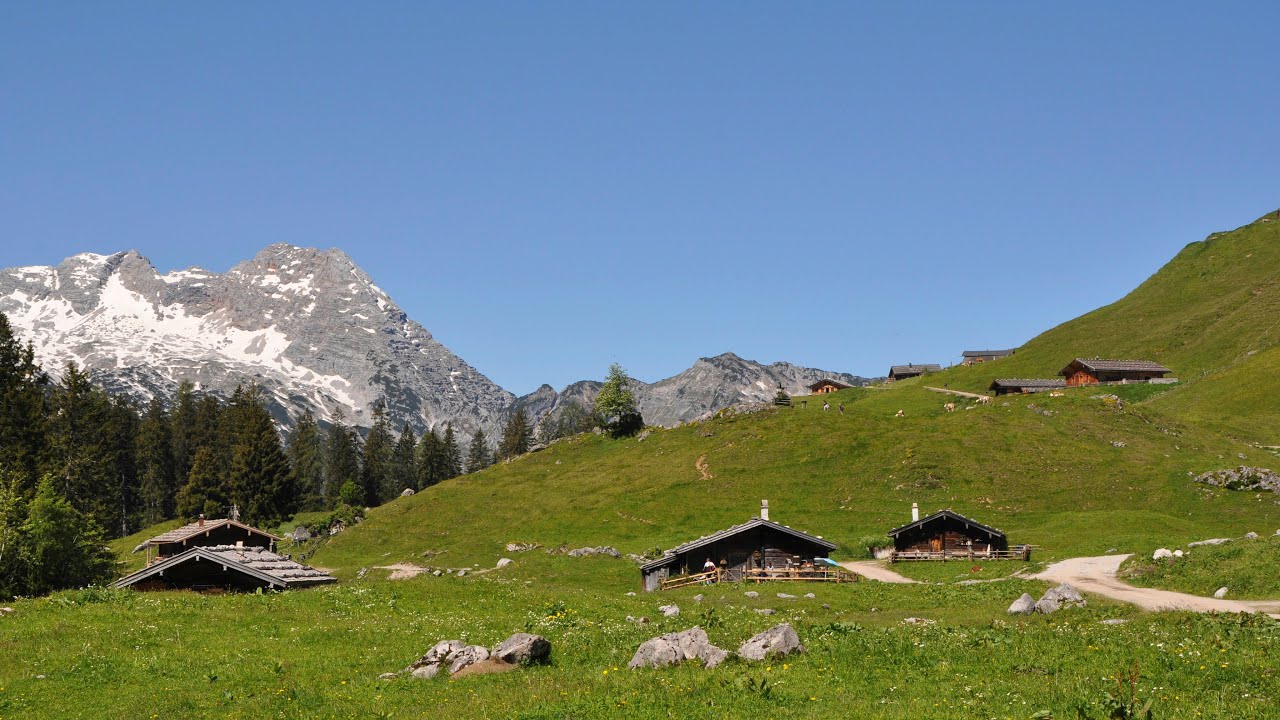Kallbrunnalmen in Weißbach: grenzenlose Alm-Tradition