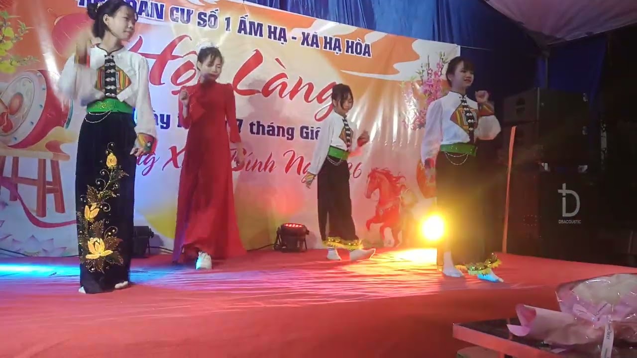 Hoa ban nở 