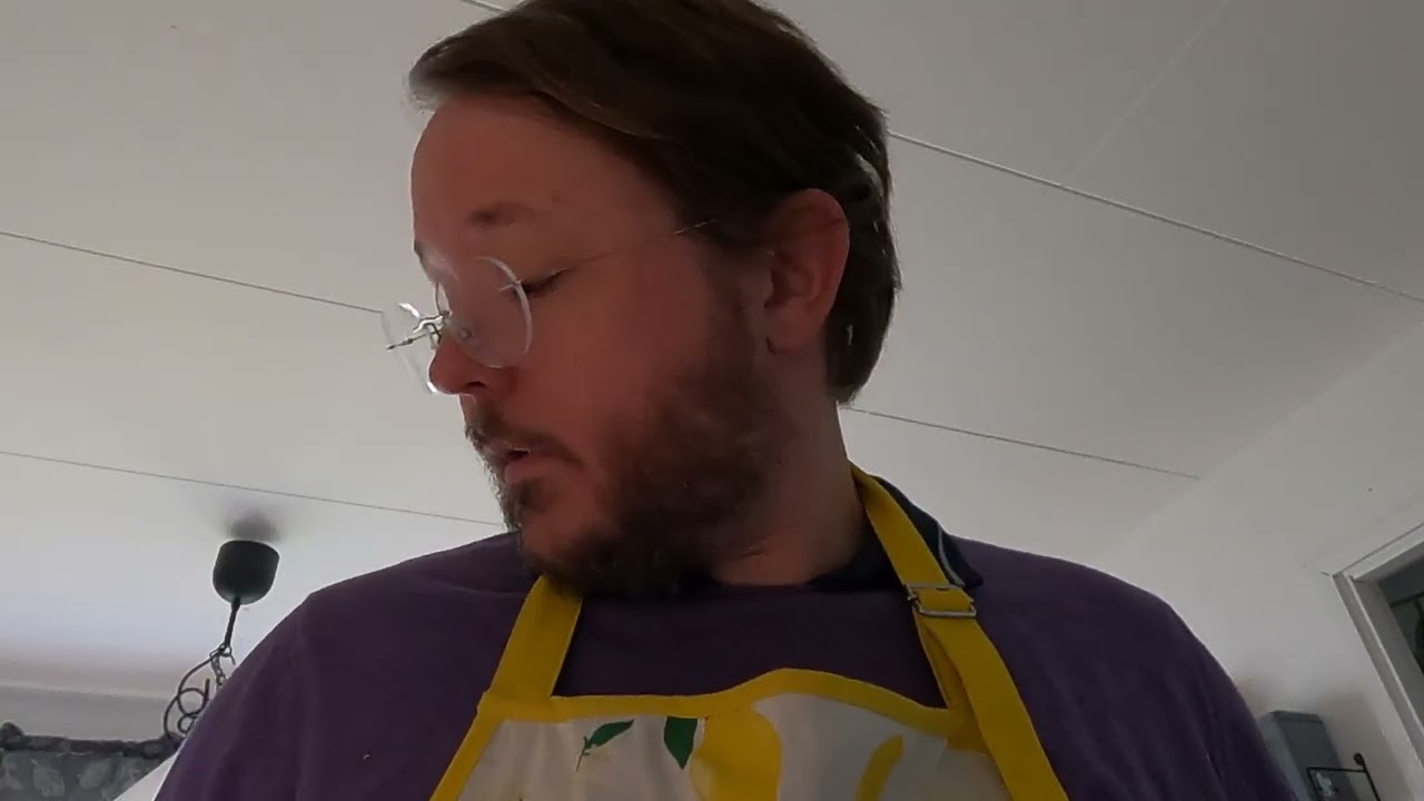 Äppelkaka på egna äpplen