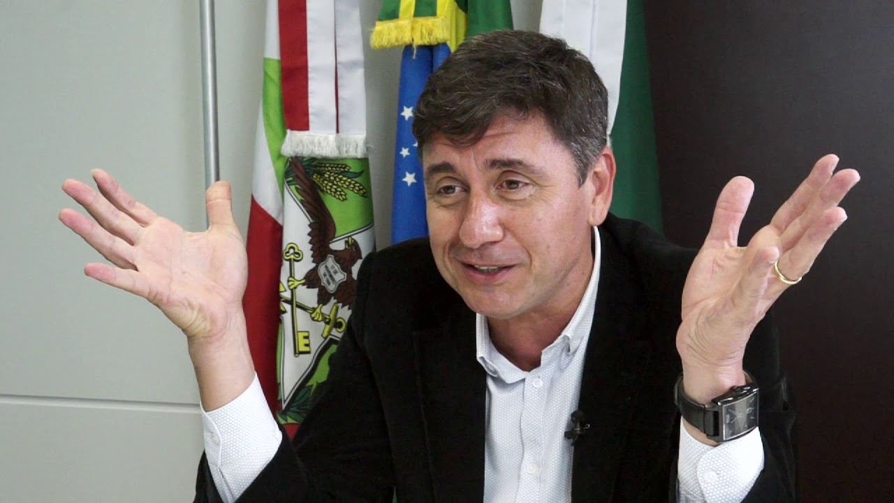 O Prof.  Doutor Jefferson de Oliveira Gomes fala sobre inova&ccedil;&atilde;o