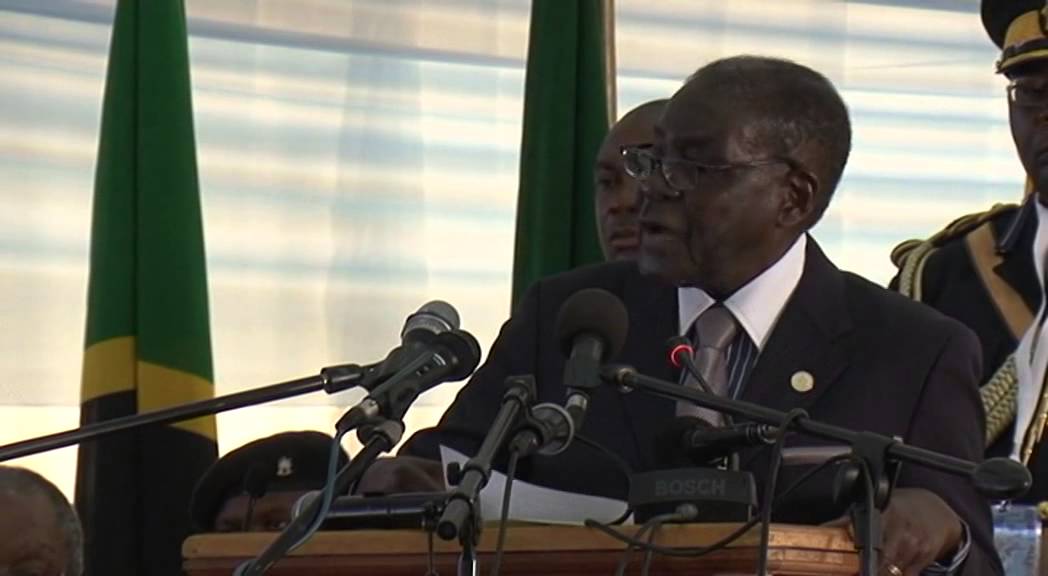 PRESIDENT ROBERT MUGABE PAYS TRIBUTE TO MWL NYERERE