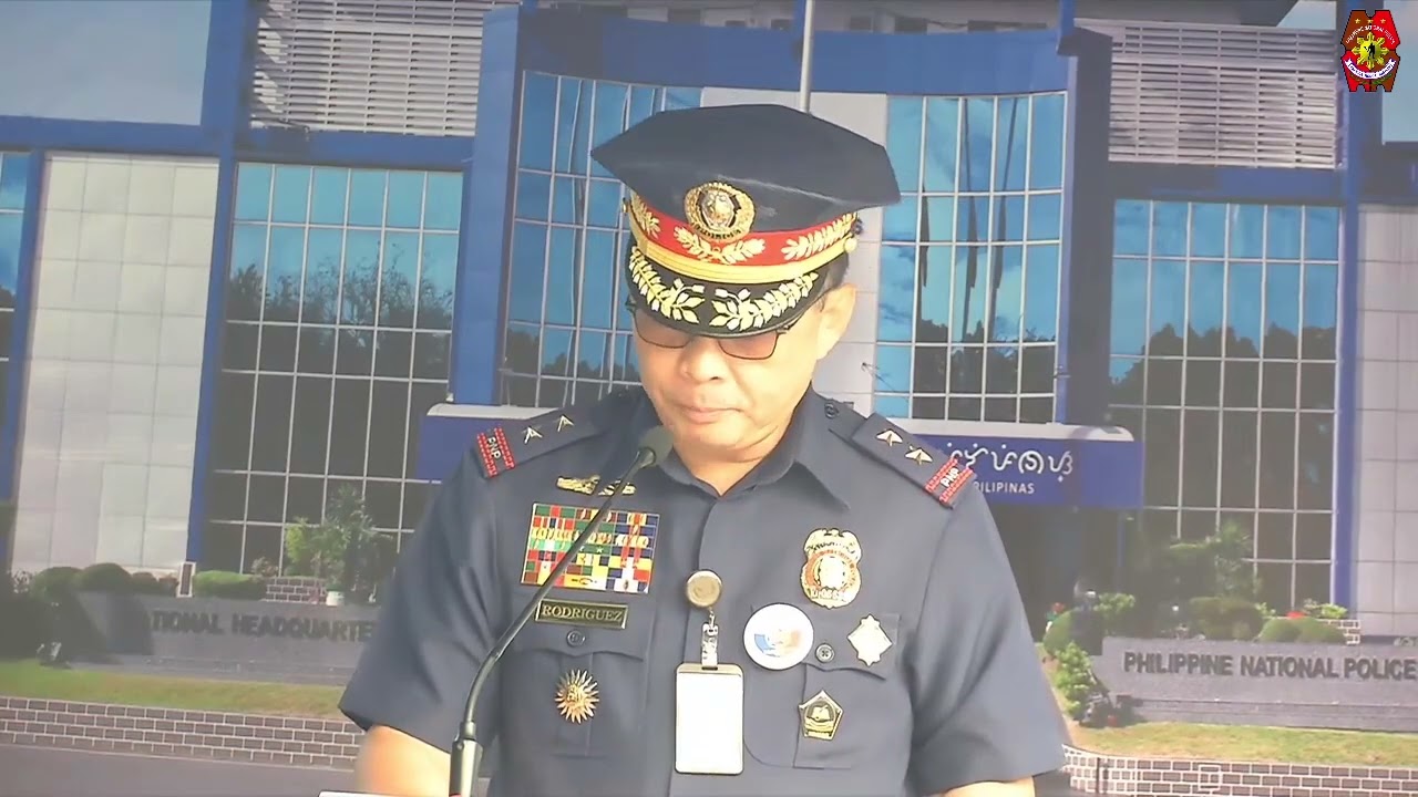 Simultaneous Oath-Taking, Donning, and Pinning of Ranks of 2nd Level Uniformed Personnel